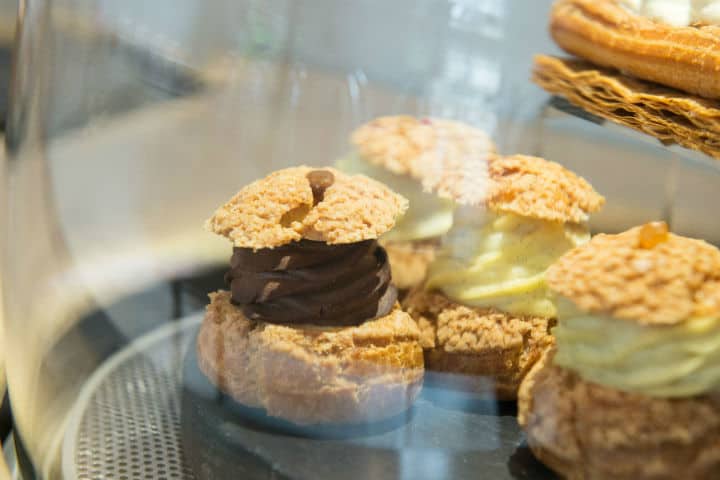 Exploring the Hidden Gems of Paris' Chic 16th Arrondissement, including some of the best patisseries in town like the Patisserie des Rêves which does great choux à la crème.