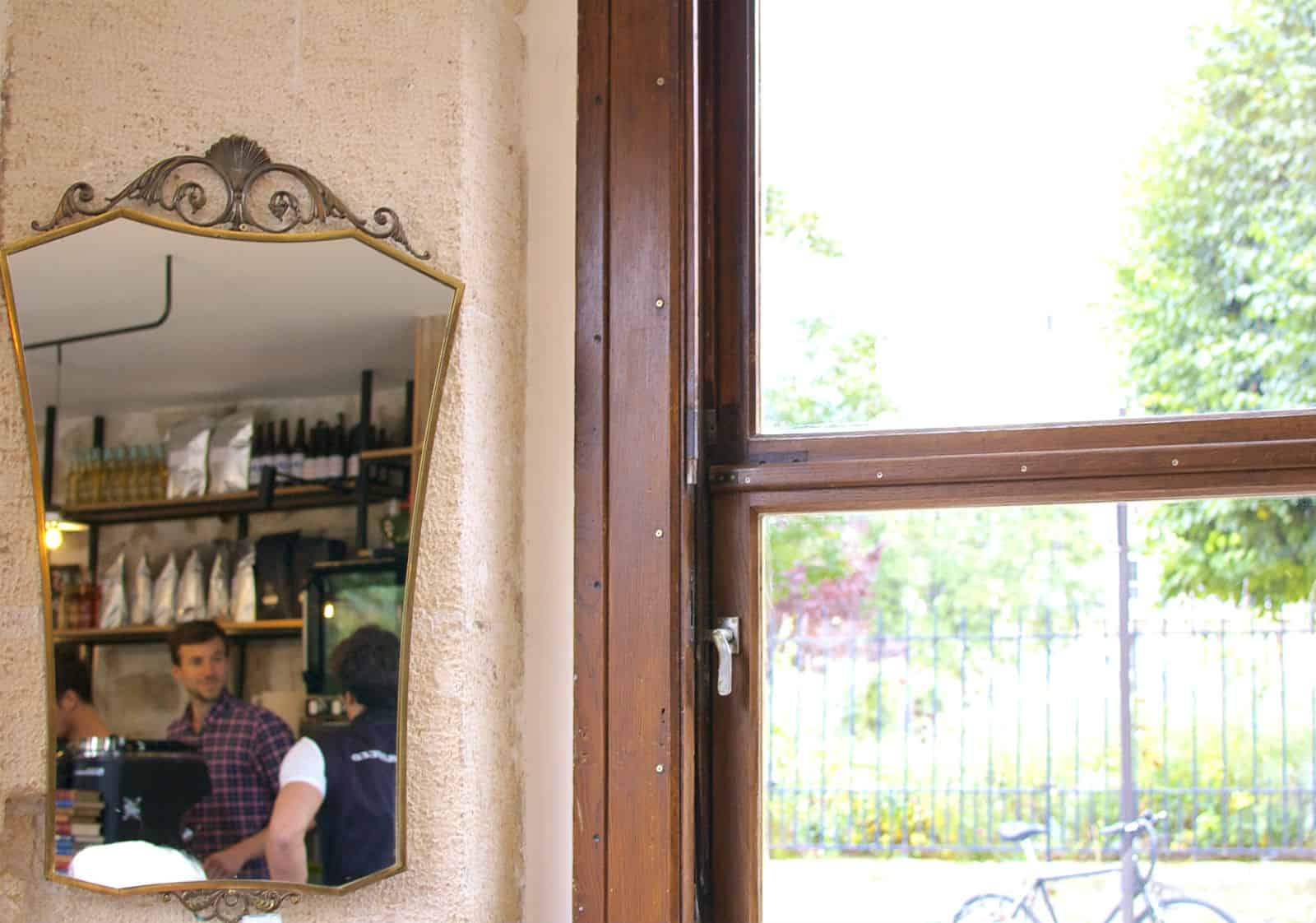 HiP Paris Blog. Shakespeare & Company Café. Reflection