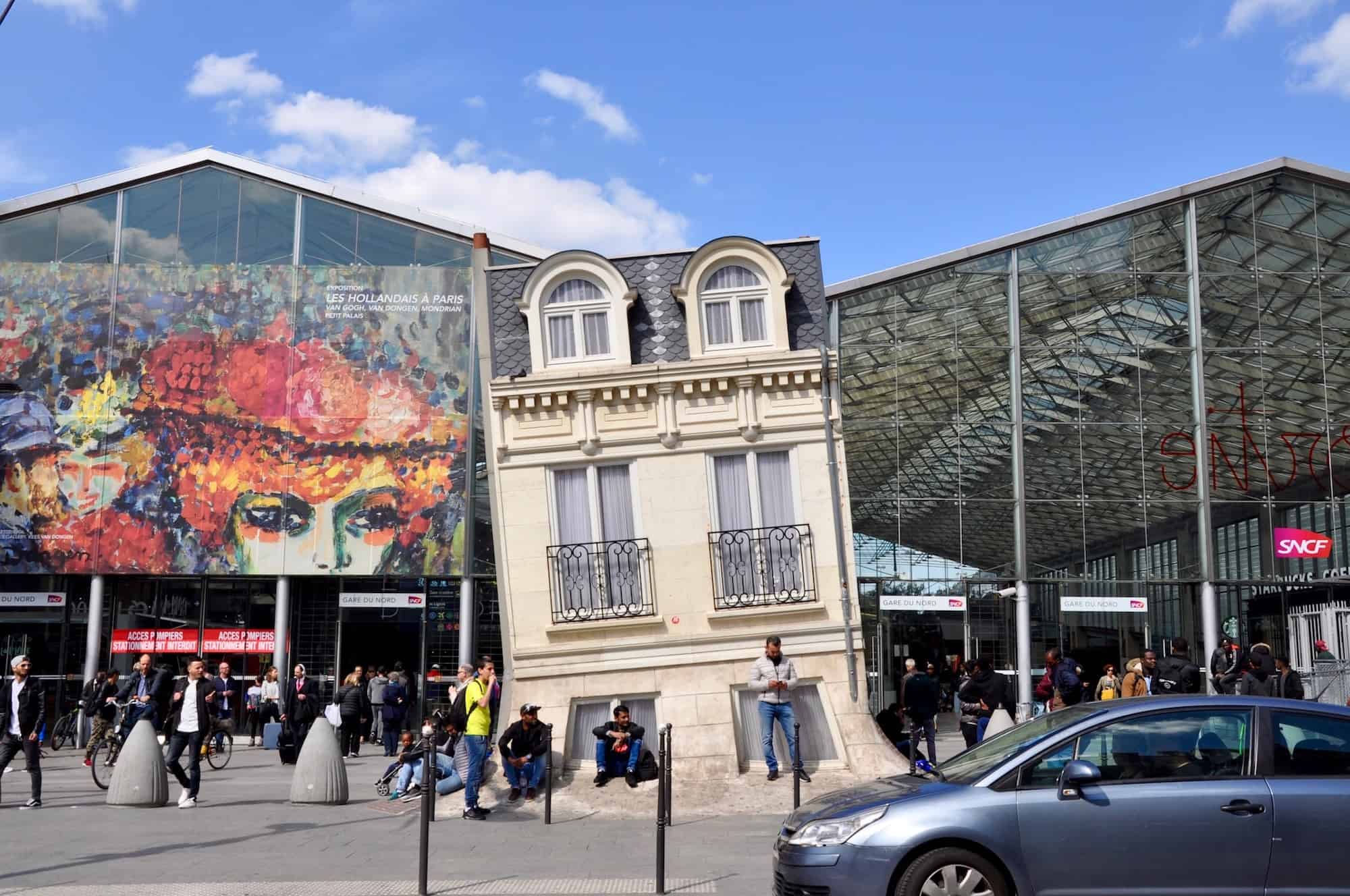 You'll find art in Paris even at Gare du Nord station, where artist Leandro Erlich created a crooked house, like an iceberg sinking, which aims to highlight the problems of global warming. 