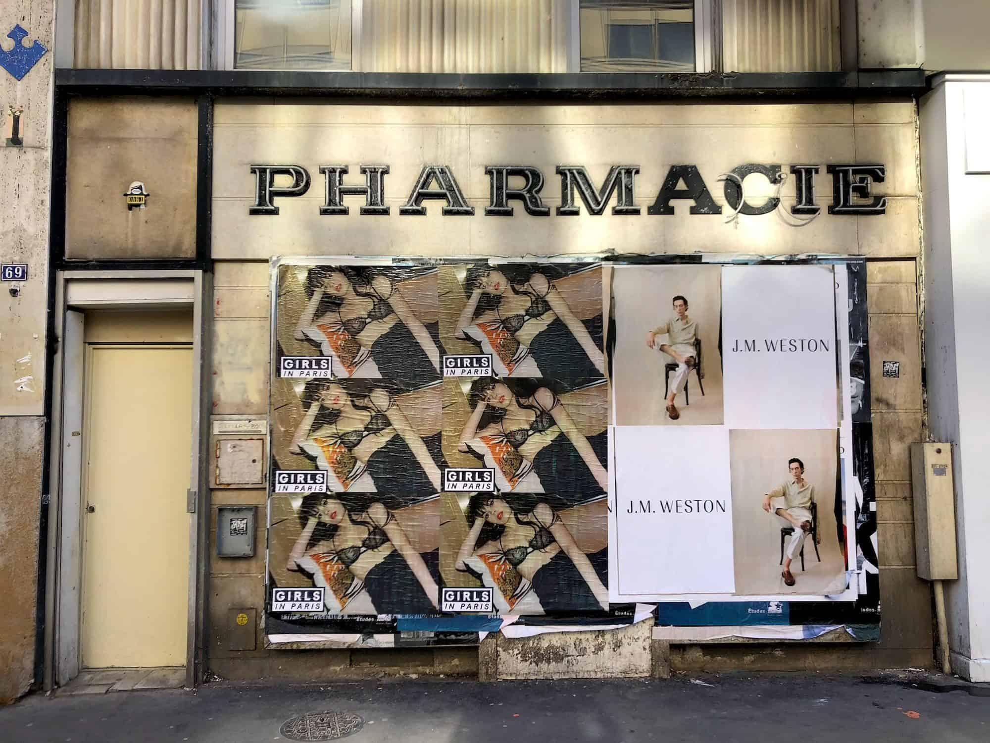 The best place to shop for French beauty products in Paris is the French pharmacy, a real institution. 