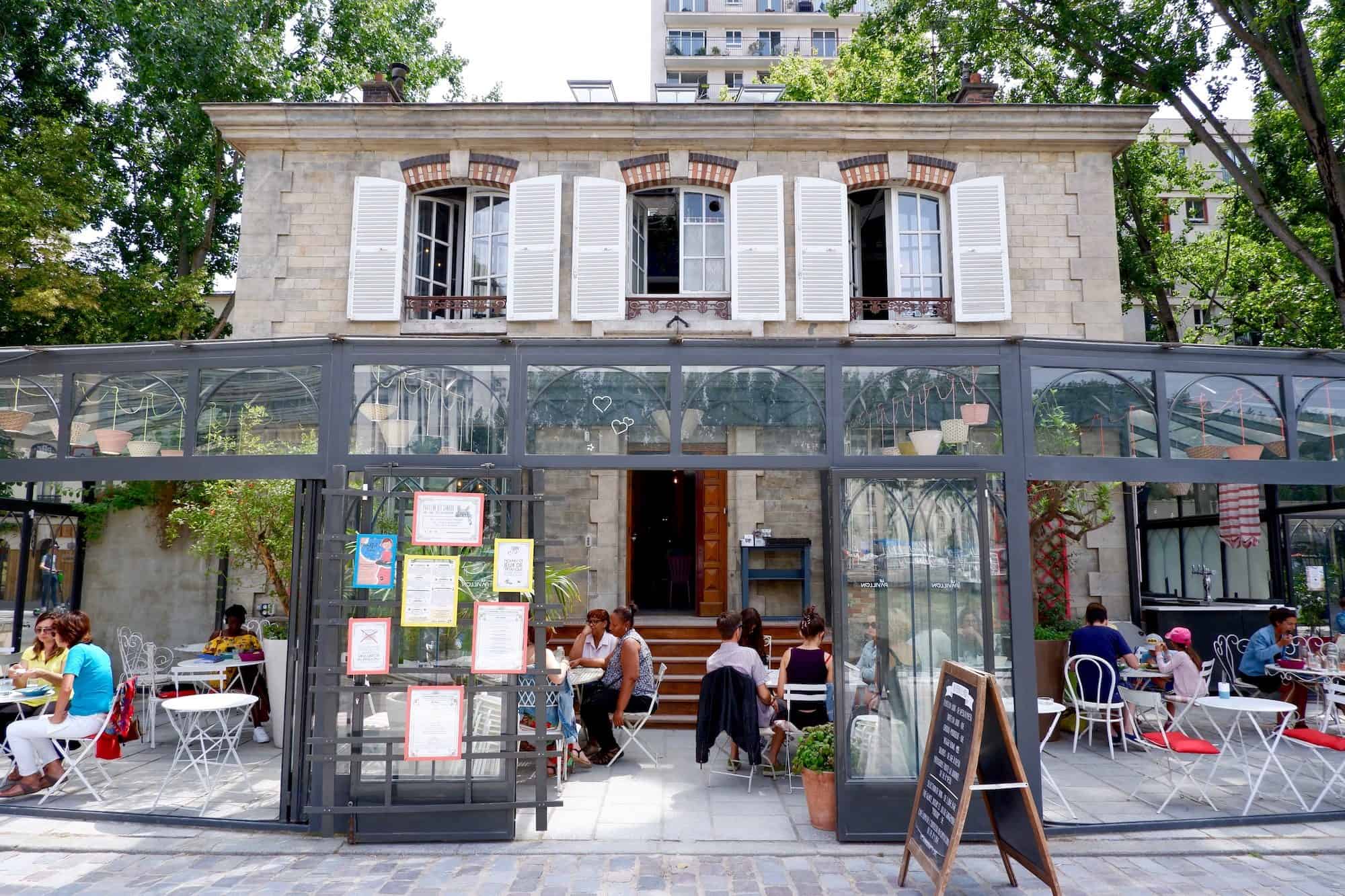 Pavillon des Canaux is also a local favorite located on the Canal de l'Ourcq, and serves delicious cakes and salads as well as cocktails, beer and wine.