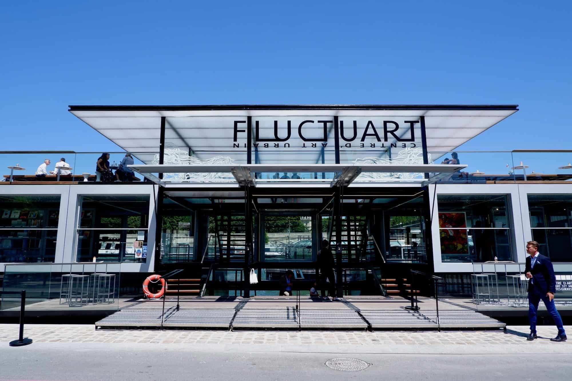 Fluctuart: A Floating Urban Art Center in Paris’ 7ème