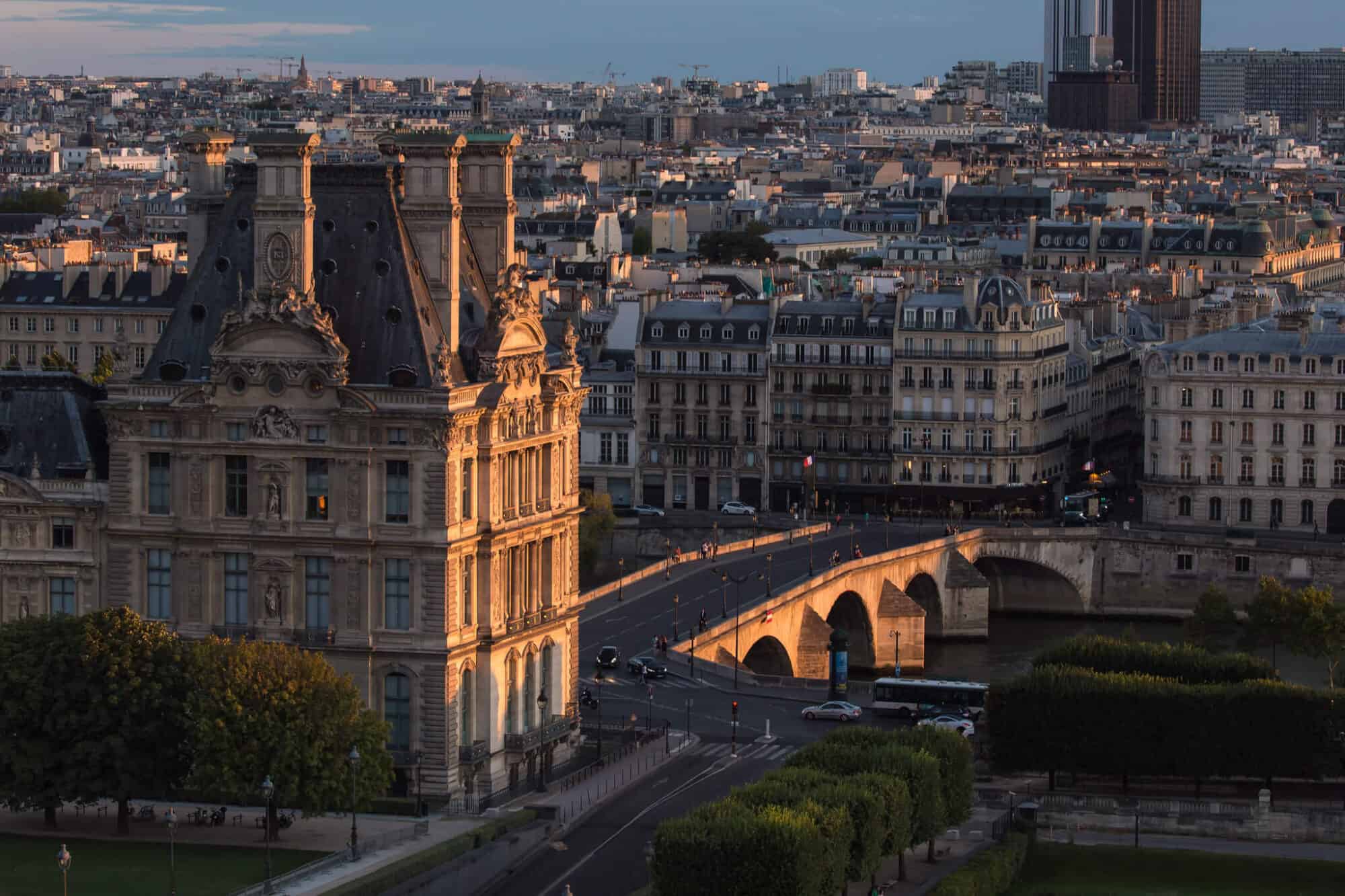Temporary Accommodation in Paris: 8 Options For Any Budget