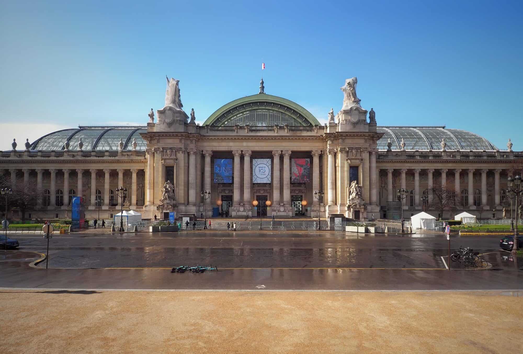 The facade of the the Grand Palais in Paris.