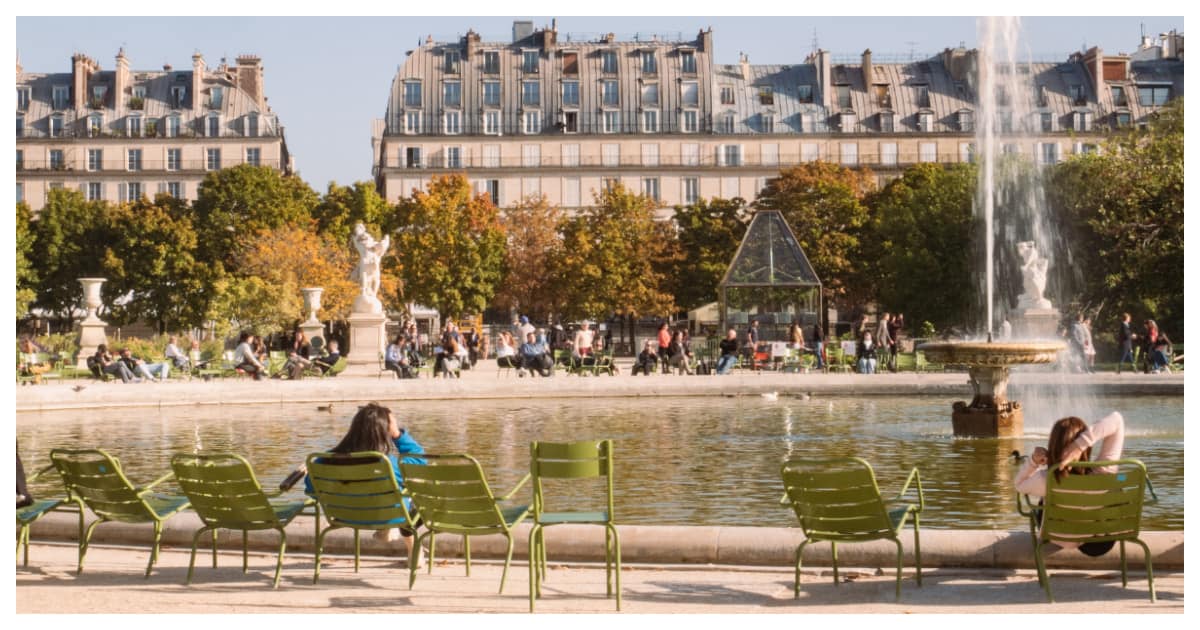 Jardin des Tuileries in autumn.